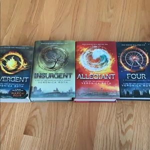 Divergent Book Series by Veronica Roth